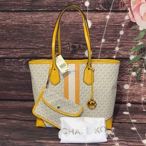๐บ MICHAEL KORS ๐บ EVA SUN WHITE SIGNATURE TOTE